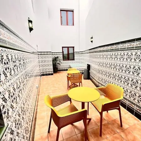 Amplitud Y Elegancia En Apartamento