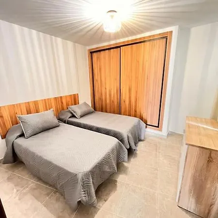 Amplitud Y Elegancia En Apartamento *
