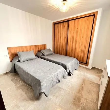 Apartamento Amplitud Y Elegancia En *